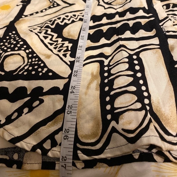 Cabrais button up shirt size large - Picture 3 of 6